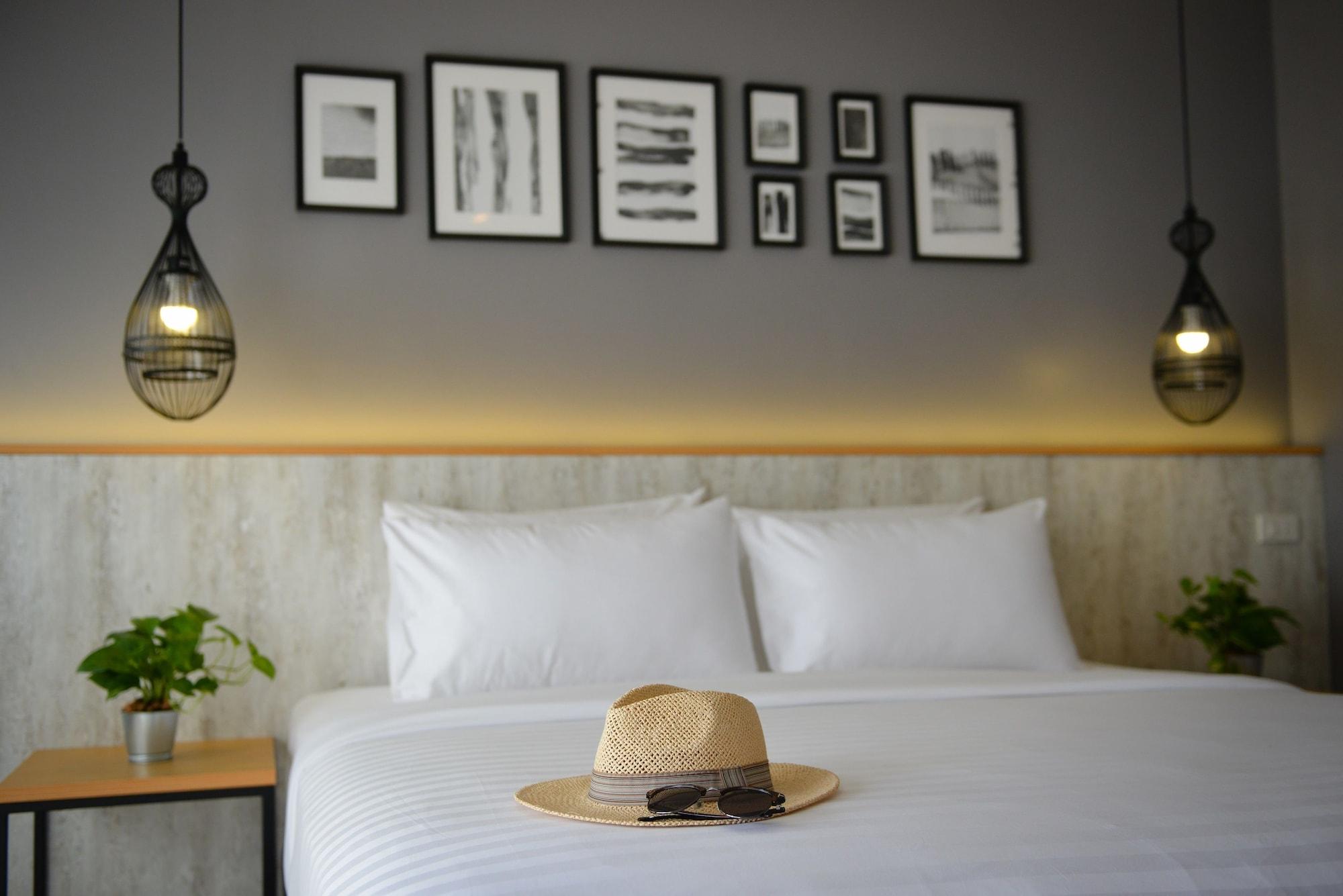 Ruenthip Pattaya Hotel Exterior photo