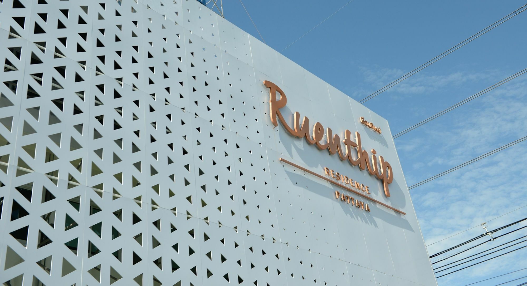 Ruenthip Pattaya Hotel Exterior photo