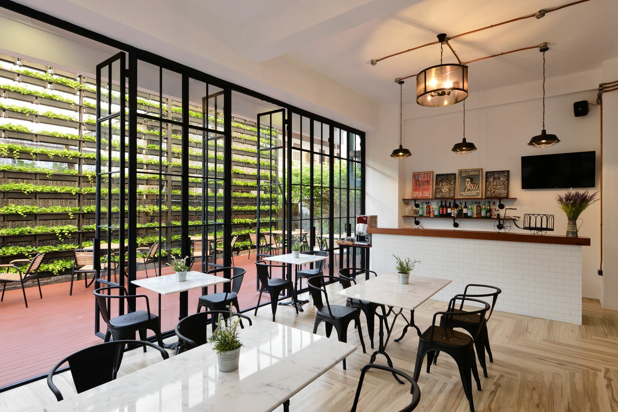Ruenthip Pattaya Hotel Exterior photo