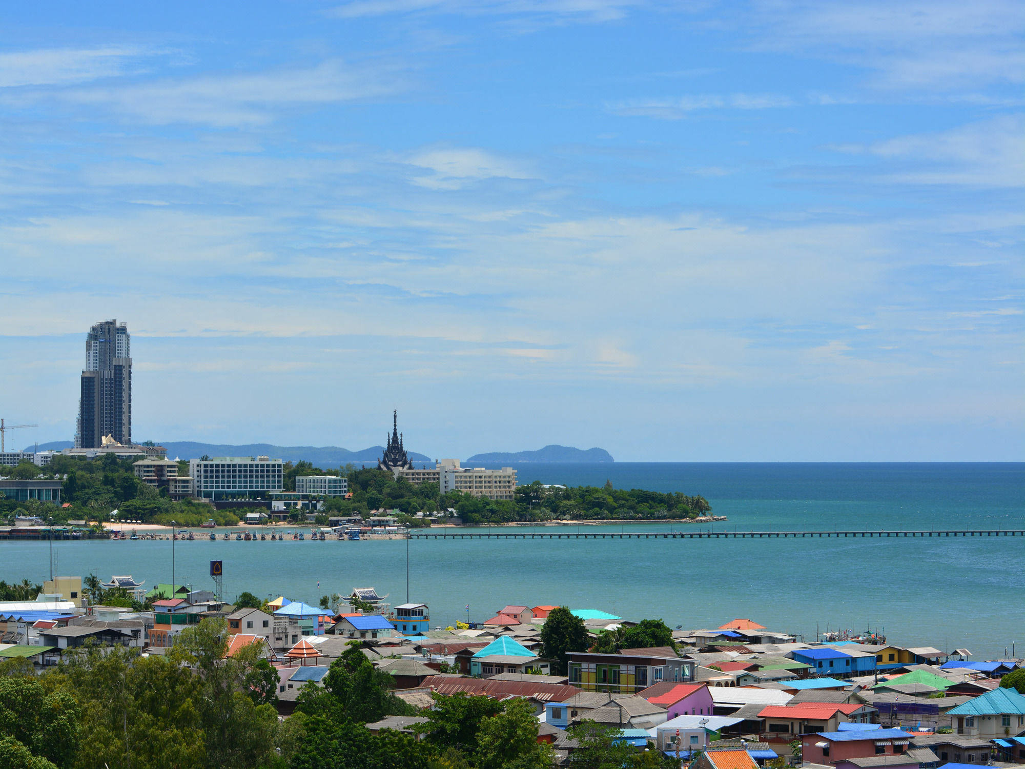 Ruenthip Pattaya Hotel Exterior photo